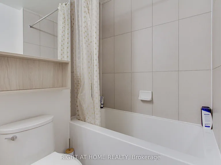 70 Princess St #312B — Photo 22