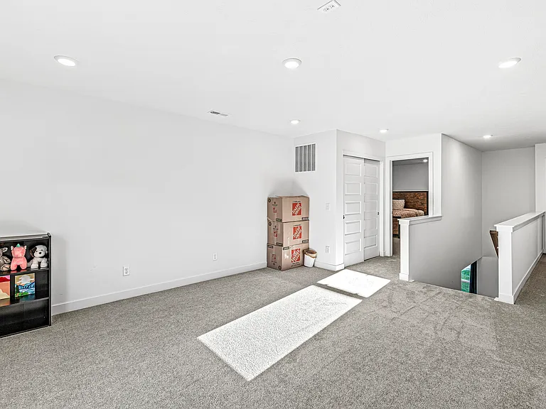 2240 Bauer Creek Dr — Photo 21