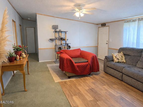 5th image of 3570 Baker Springs Rd