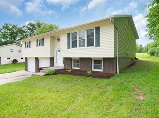 5697 Gutermuth Rd, Saint Charles, MO 63304