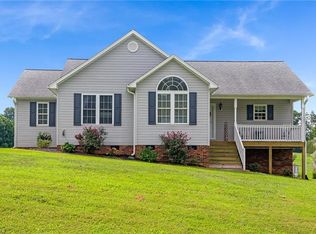 344 Dogwood Acres Ln, Madison, NC 27025