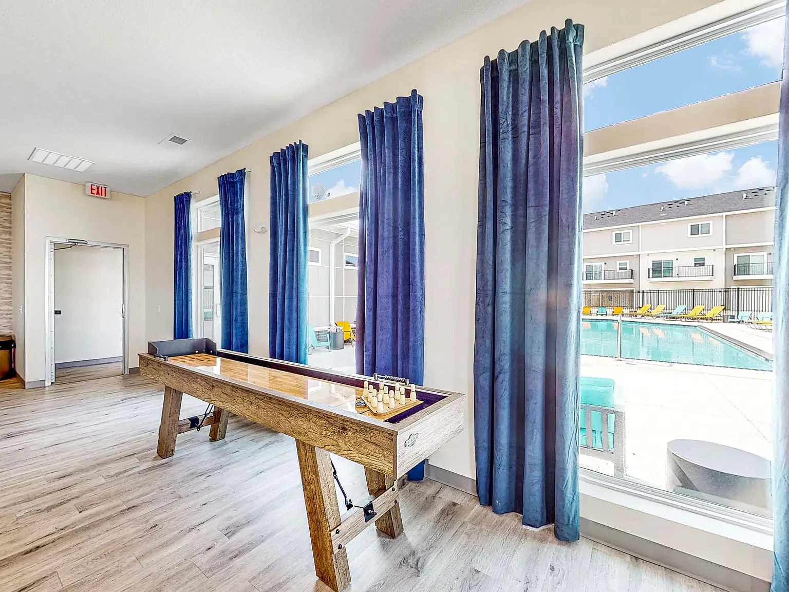 2 bed, 1101 sqft, $1,686 — Photo 2