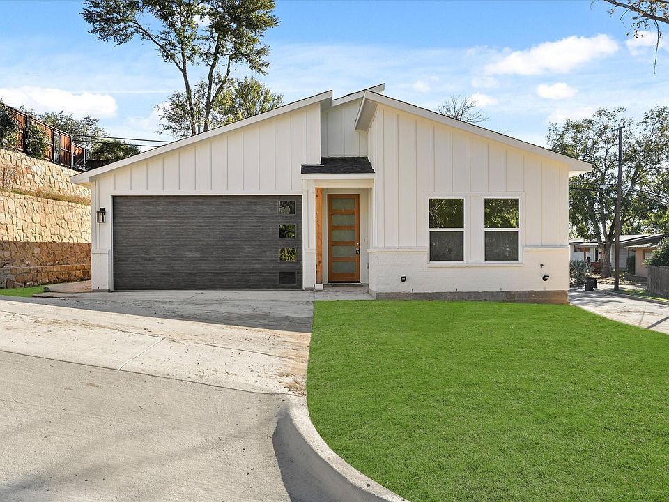 1st image of 4831 Bonnell Ave