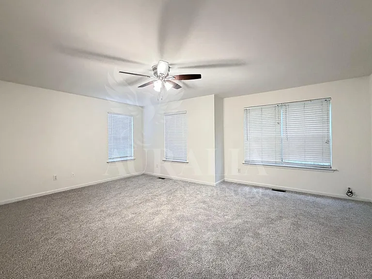 3021 Barrymore St #111 — Photo 20
