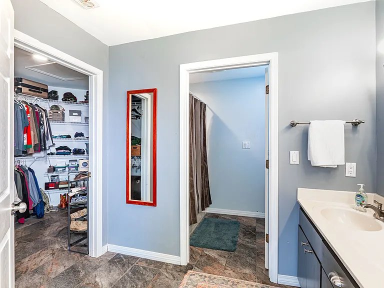 301 Cypress St — Photo 15