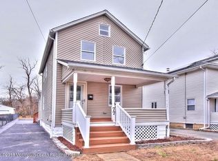 77 Main St, Englishtown, NJ 07726