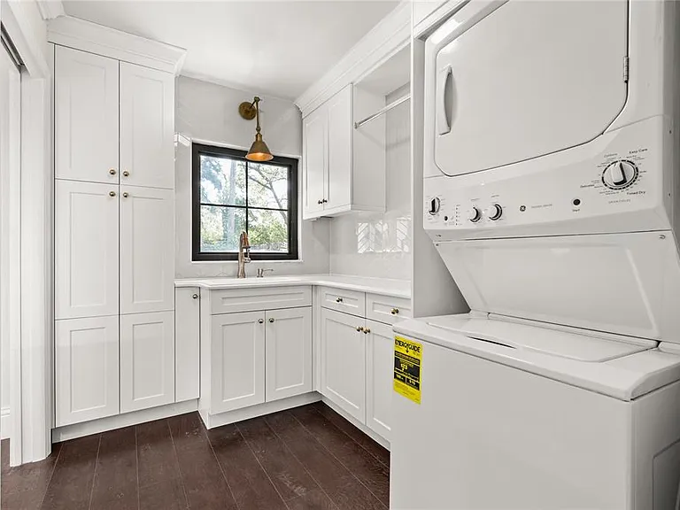 648 Fitzwalter Dr — Photo 23