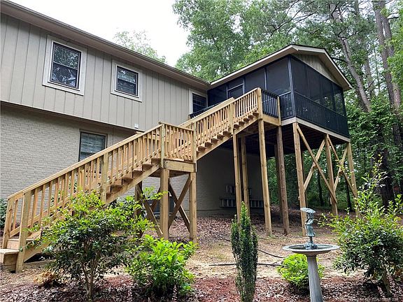 4th image of 203 Edgewater Dr