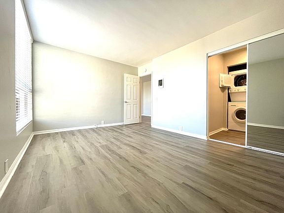 5th image of 2015 Robinson Ave #4