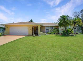 1825 SE 5th Ct, Cape Coral, FL 33990