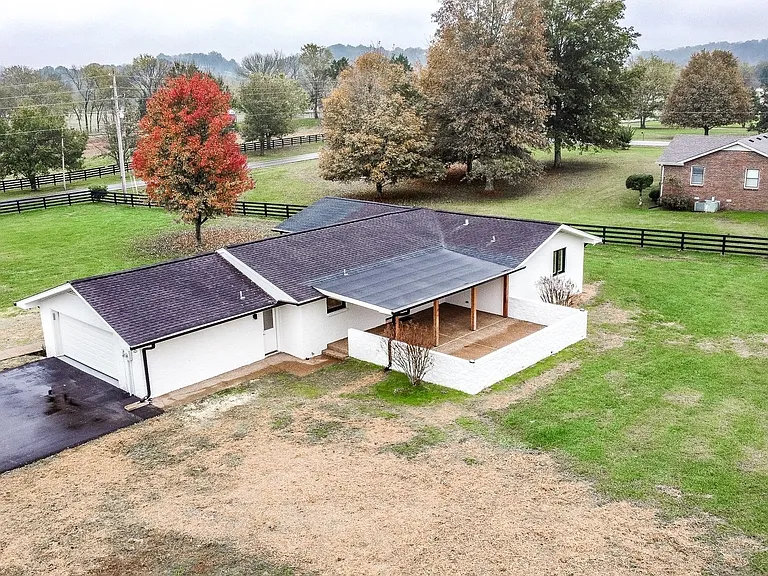 4014 Old Hillsboro Rd — Photo 5