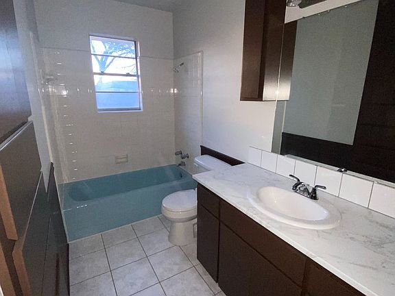 5th image of 516 N Ponca Ave #516