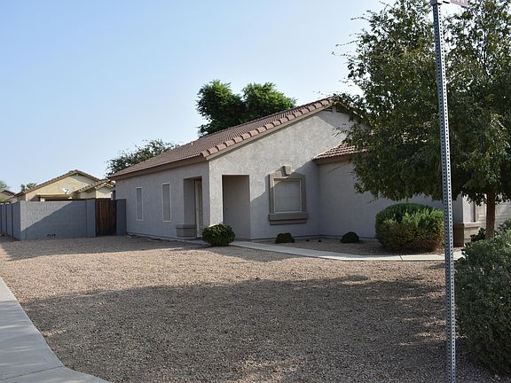 3rd image of 15486 W Maui Ln