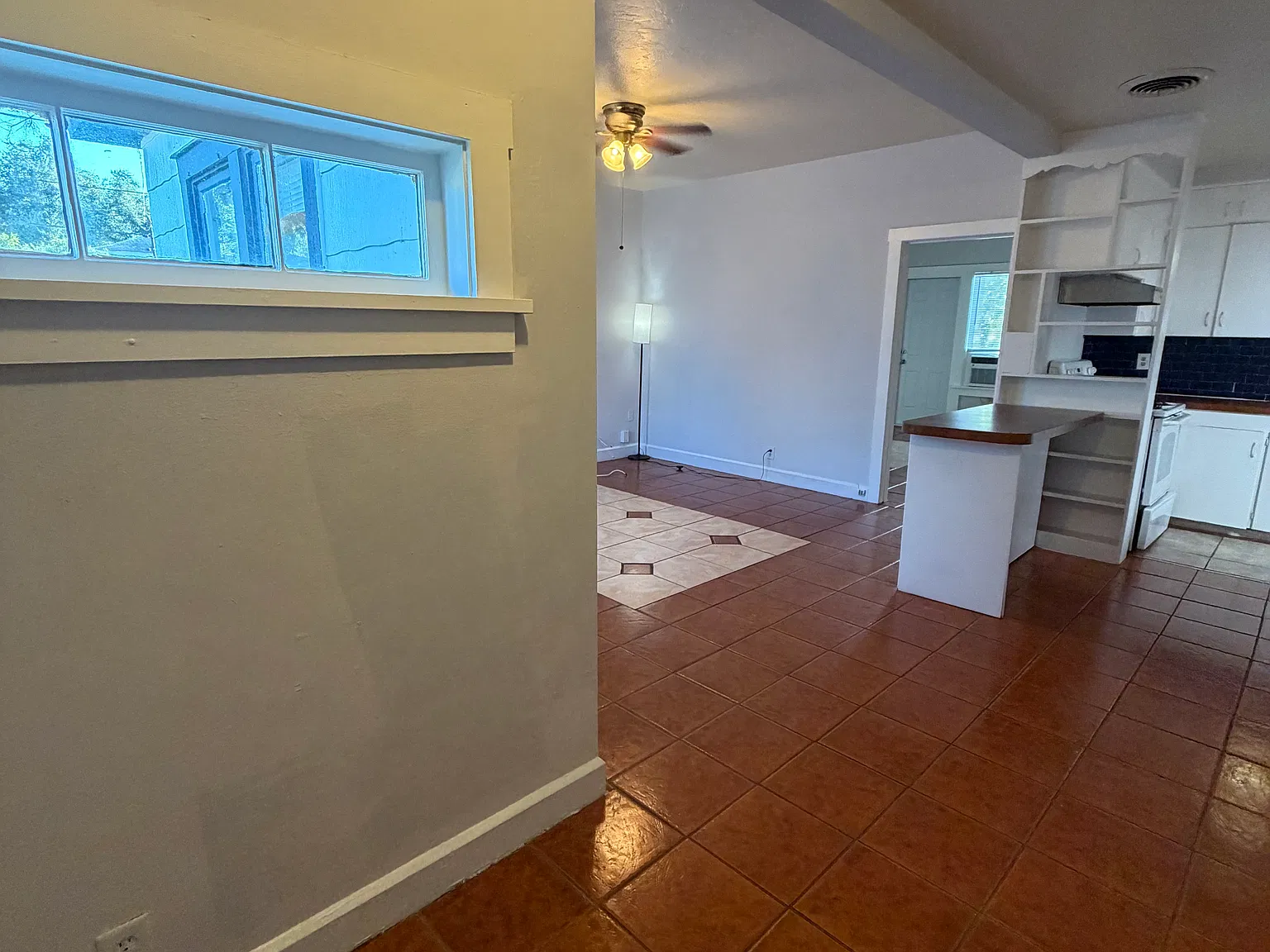 1 bed, 725 sqft, $1,535 — Photo 4