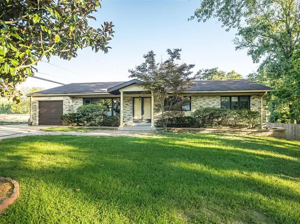 12762 Le Havre Dr, Saint Louis, MO 63141