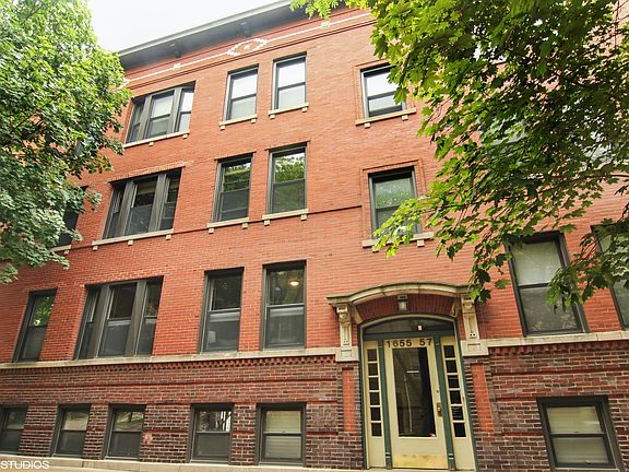 2nd image of 1655 W Catalpa Ave #1