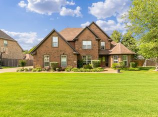 206 Fawn Ridge Ln, Medina, TN 38355