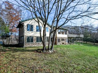 S11407 Badger Rd, Spring Green, WI 53588