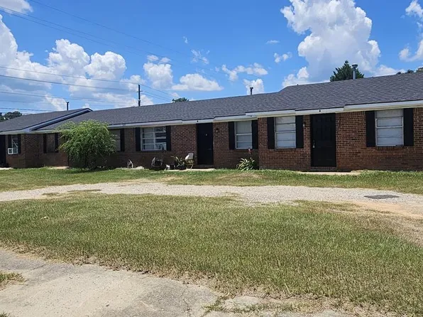 2126 S Martin Luther King Jr Dr, Albany, GA 31701