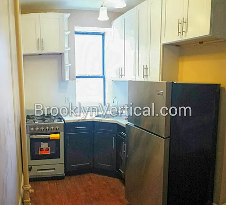 Rented by Mendy Realty Inc | media 19