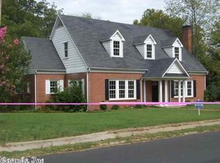 608 Pine Bluff St, Malvern, AR 72104