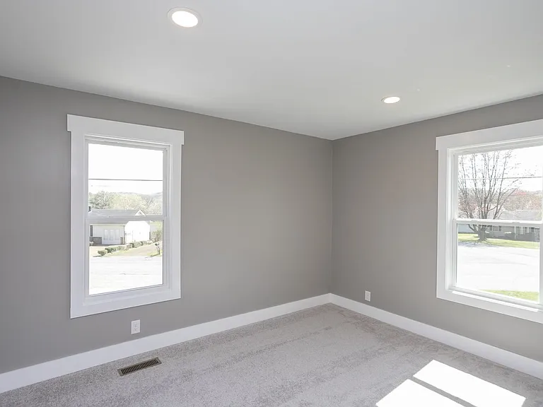 1608 Autumn Ridge Dr — Photo 8