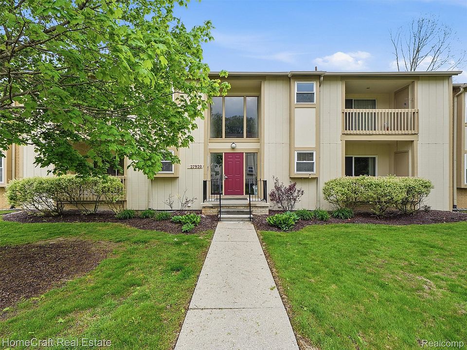 1st image of 27920 Berrywood Ln Unit 33