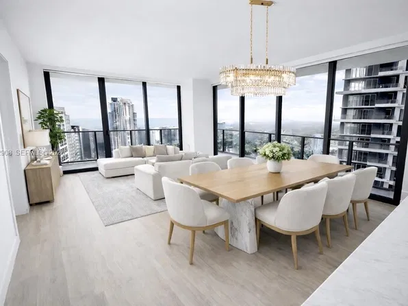 1300 S Miami Ave #3506, Miami, FL 33128