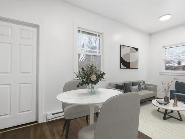 808 Vine St, Lansing, MI