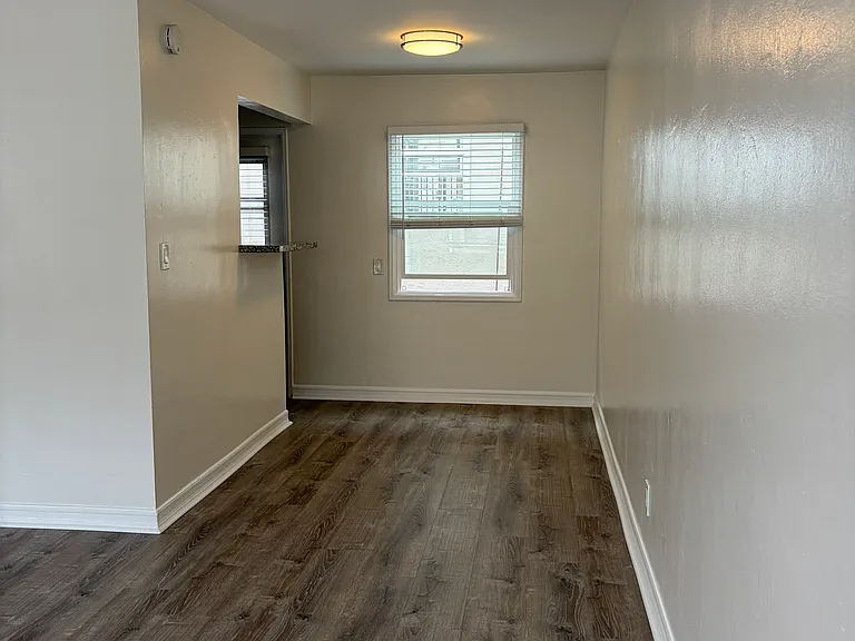 4150 1/2 Estrella Ave — Photo 7