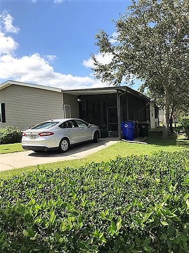 1st image of 3128 Carpenter Ln
