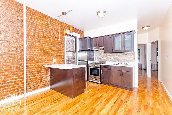 1st image of 291 Crown St APT A4