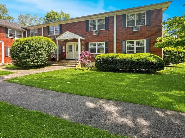 5 Wildwood Drive #11B, Wappingers Falls, NY 12590