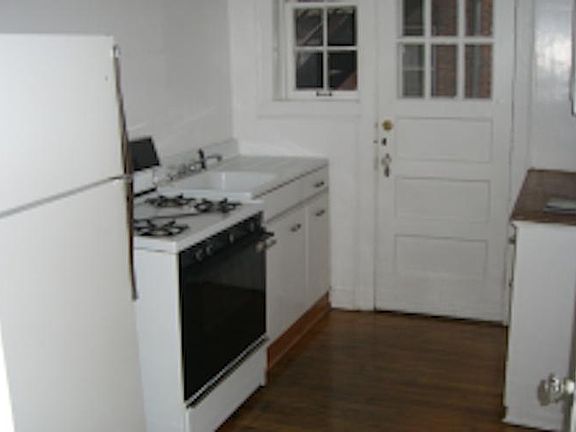 5th image of 349 W Bute Street # First Floor