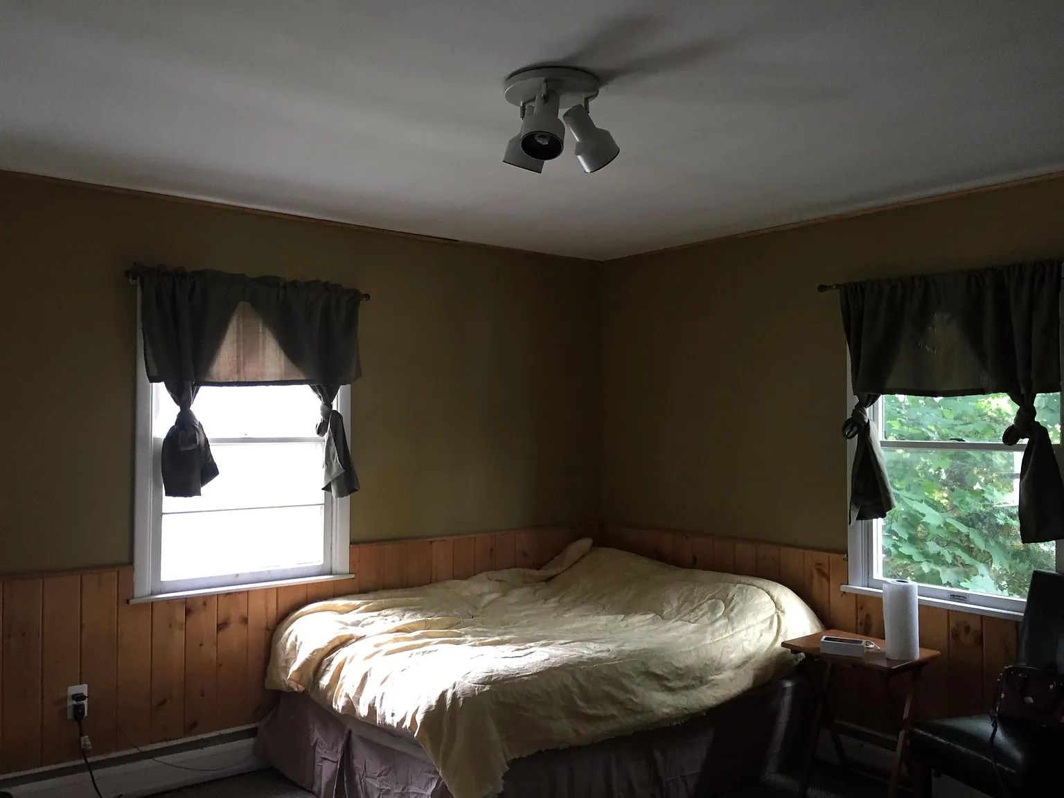 4 bed, 1.5 bath, 1696 sqft, $1,500 — Photo 4