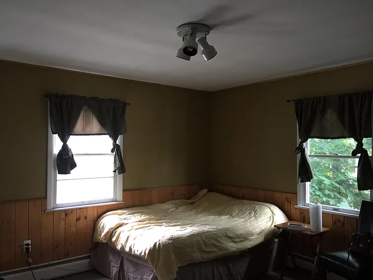 2 Cedar St — Photo 4
