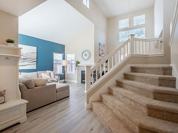 4th image of 6131 Starling Dr