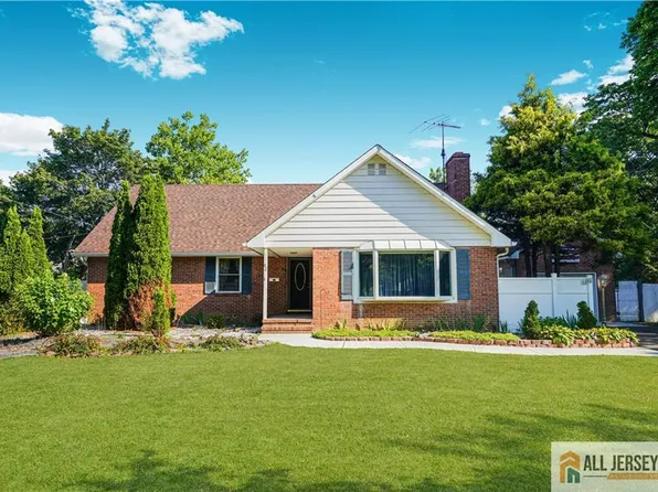 82 Milltown Rd, East Brunswick, NJ 08816