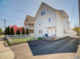 1052 Dixwell Ave, Hamden, CT 06514