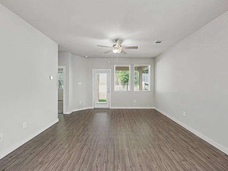 2010 W Darlington Oak Ct — Photo 8