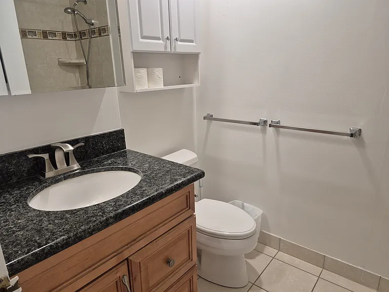 2226 Seaview Ave — Photo 10