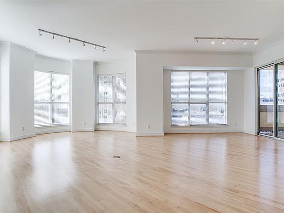 3rd image of 3401 Lee Pkwy APT 603