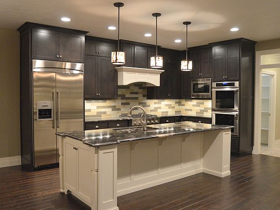 2nd image of 1241 N Sedona Circle