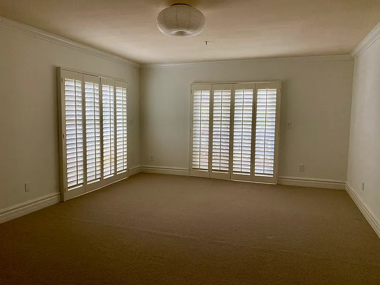 11803 Goshen Ave #302 — Photo 16