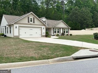 401 Charleston Pl #401, Villa Rica, GA 30180