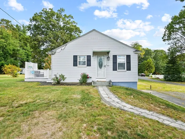 482 Grant St, Leominster, MA 01453