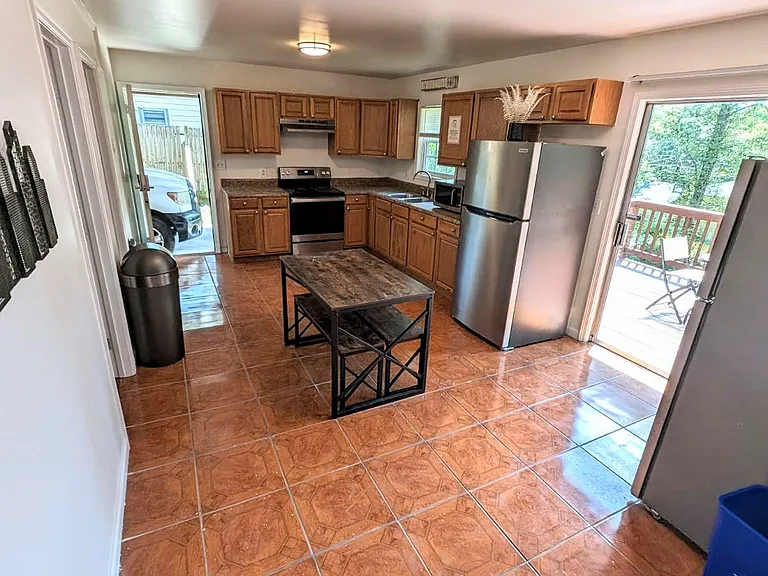 Aubrey Dr — Photo 8