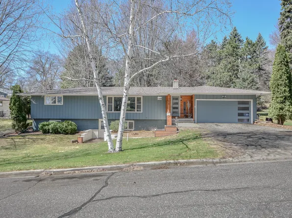 1615 Calvary Ct, Saint Cloud, MN 56301