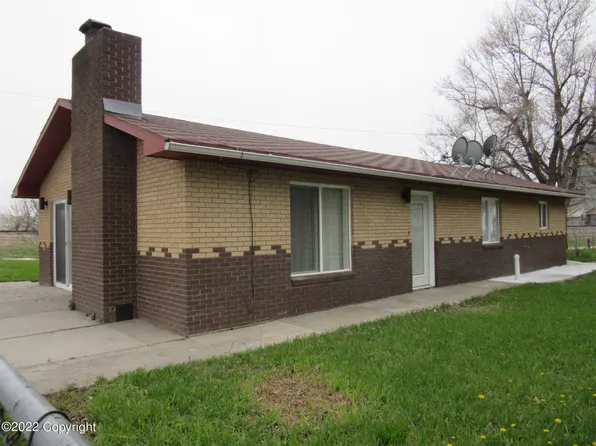 210 S Big Horn Ave, Moorcroft, WY 82721