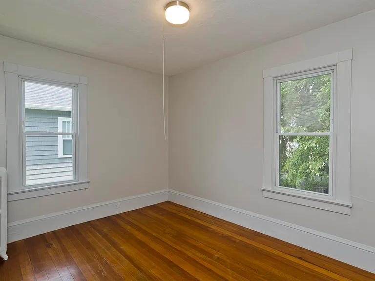 111-115 Groveland St #2 — Photo 8